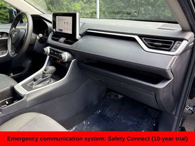 Used 2025 Toyota RAV4 XLE FWD image 29