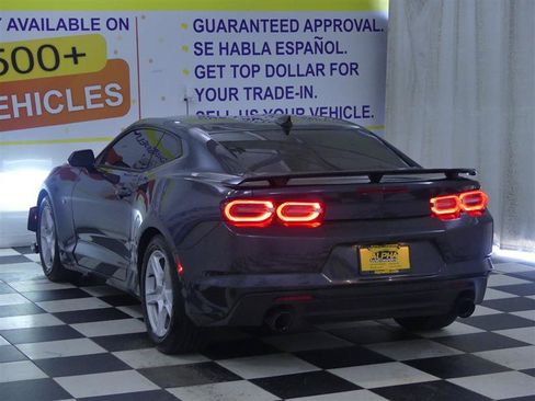 Used 2019 Chevrolet Camaro LT RWD image 5