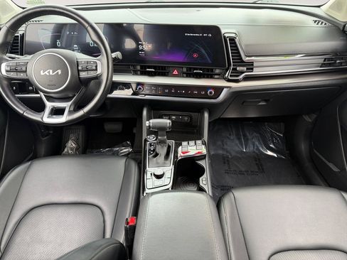 Used 2023 Kia Sportage EX image 10