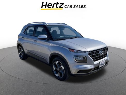Used 2025 Hyundai Venue SEL image 1