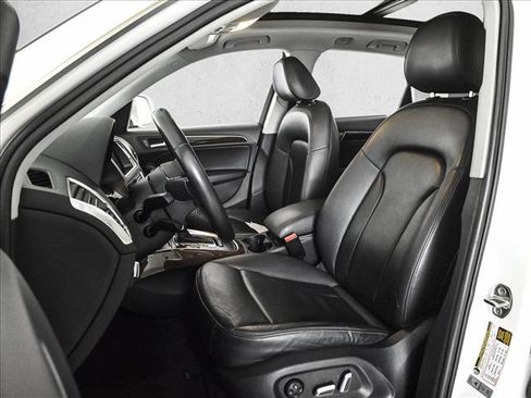 Used 2016 Audi Q5 2.0T Premium image 17