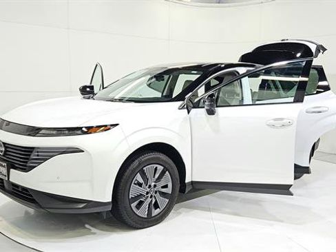 Certified 2025 Nissan Murano SL w/ Cargo Package AWD/4WD image 30