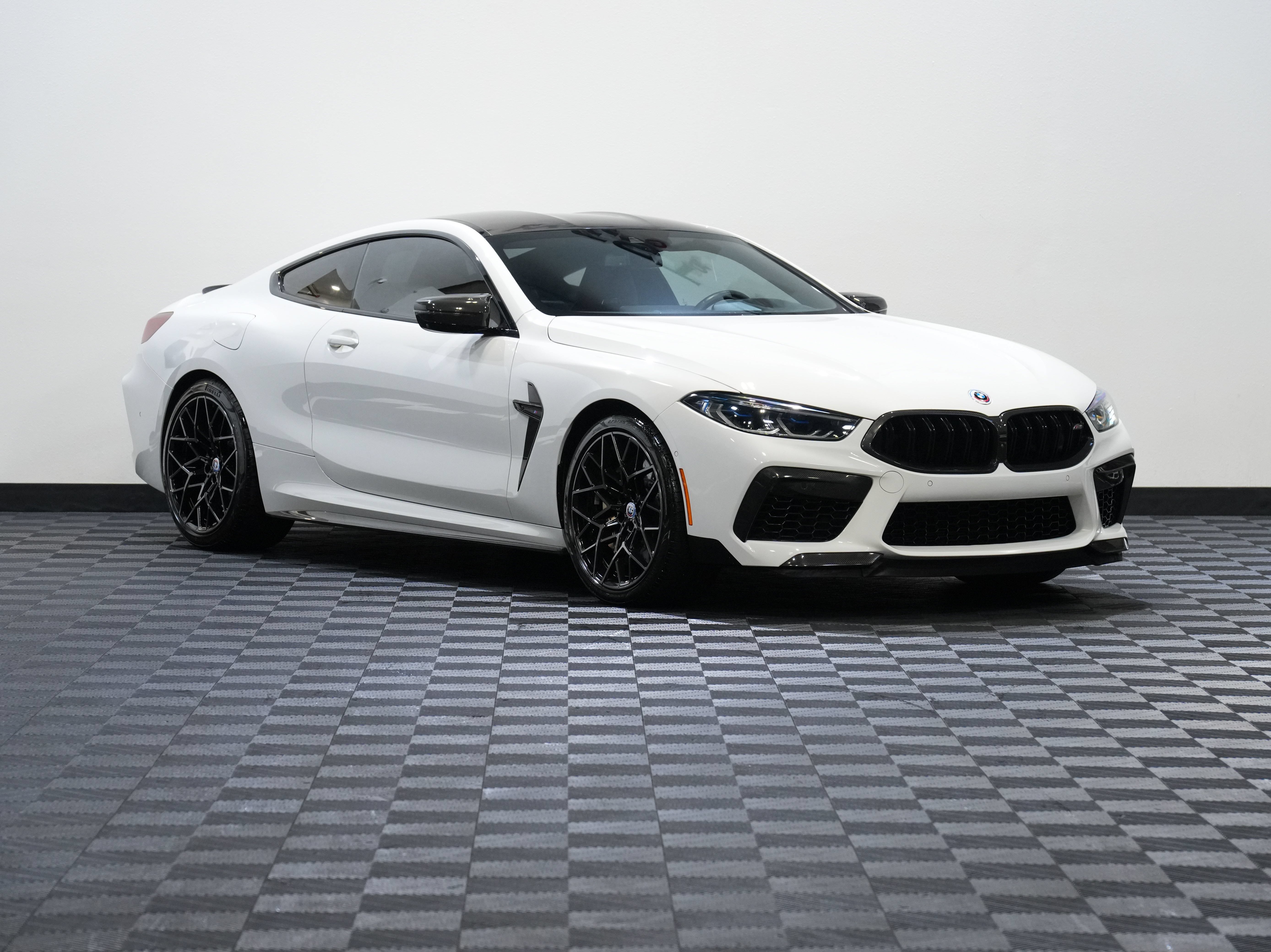 Used 2023 BMW M8 Competition w/ M Carbon Exterior Package AWD/4WD image 5
