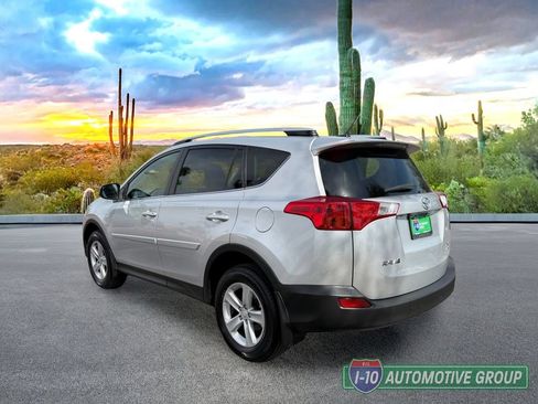 Used 2014 Toyota RAV4 XLE AWD/4WD image 7