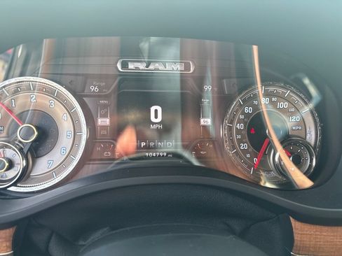 Used 2021 RAM 1500 Limited AWD/4WD image 16