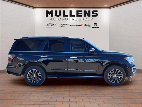 Used 2021 Ford Expedition Limited image 4