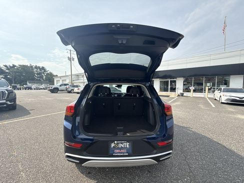 Used 2023 Buick Encore GX Select w/ Safety Package II AWD/4WD image 29