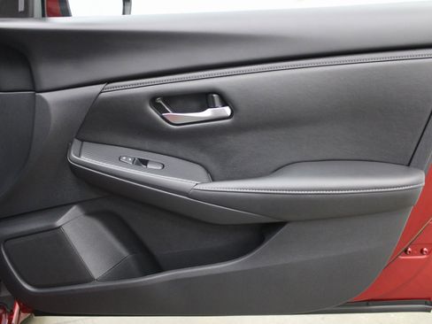 Used 2025 Nissan Sentra SV image 22