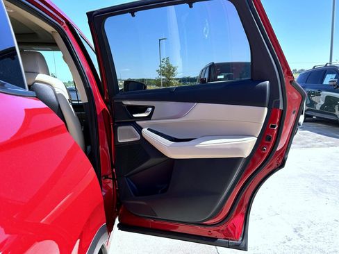 Used 2025 Acura MDX SH-AWD w/ Technology Package image 17