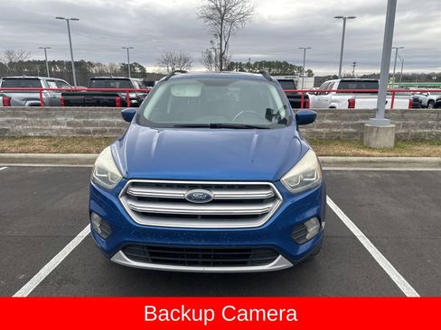 Used 2017 Ford Escape SE w/ SE Leather Comfort Package image 1