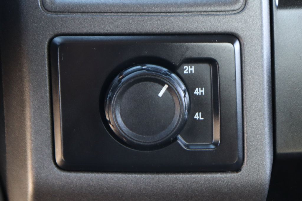 Used 2020 Ford F550 4x4 Regular Cab Super Duty image 37