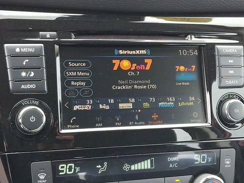 Certified 2022 Nissan Rogue Sport SV w/ Technology Package image 15