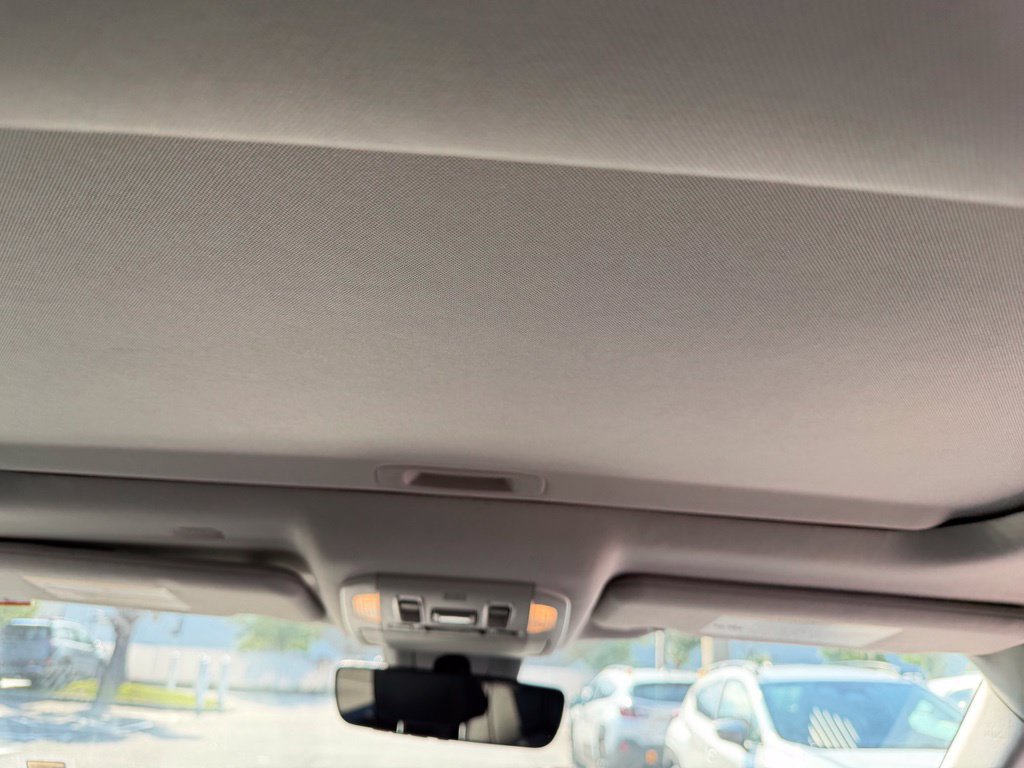 Used 2022 Toyota Highlander XLE AWD/4WD image 21