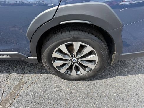 Used 2024 Subaru Outback Limited AWD/4WD image 9