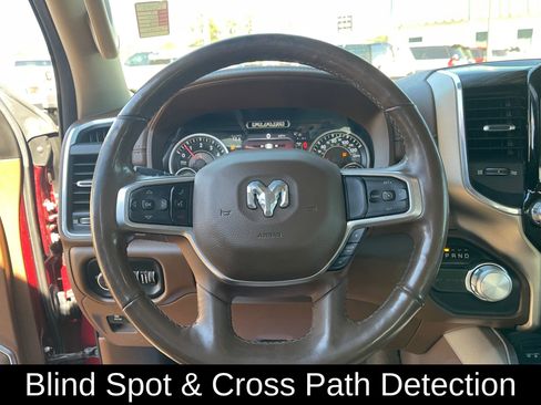 Used 2019 RAM 1500 Laramie image 15