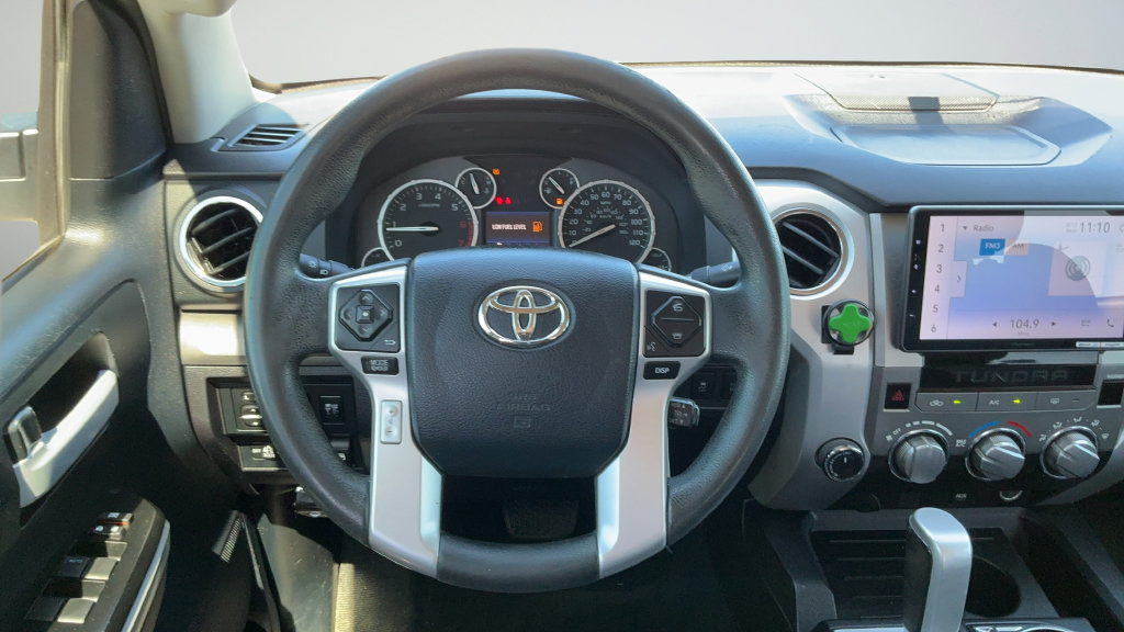 Used 2015 Toyota Tundra SR5 w/ SR5 Upgrade Package AWD/4WD image 9