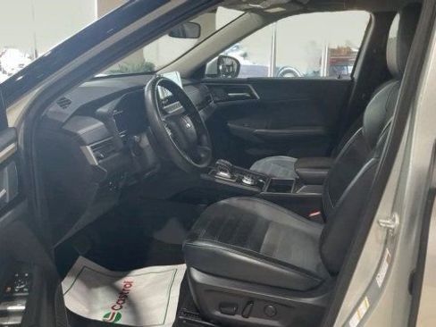 Used 2024 Mitsubishi Outlander SE AWD/4WD image 10