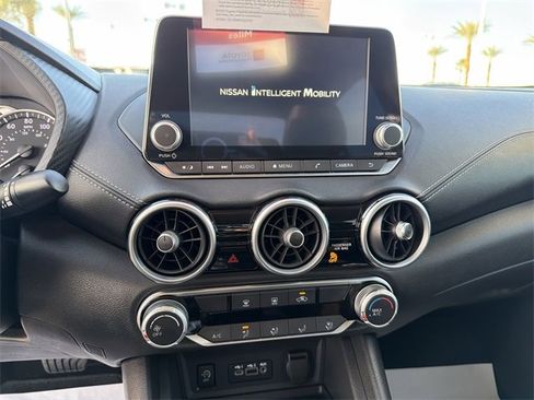 Used 2024 Nissan Sentra SV image 19