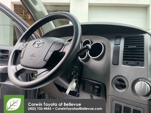 Used 2011 Toyota Tundra 4x4 CrewMax image 21