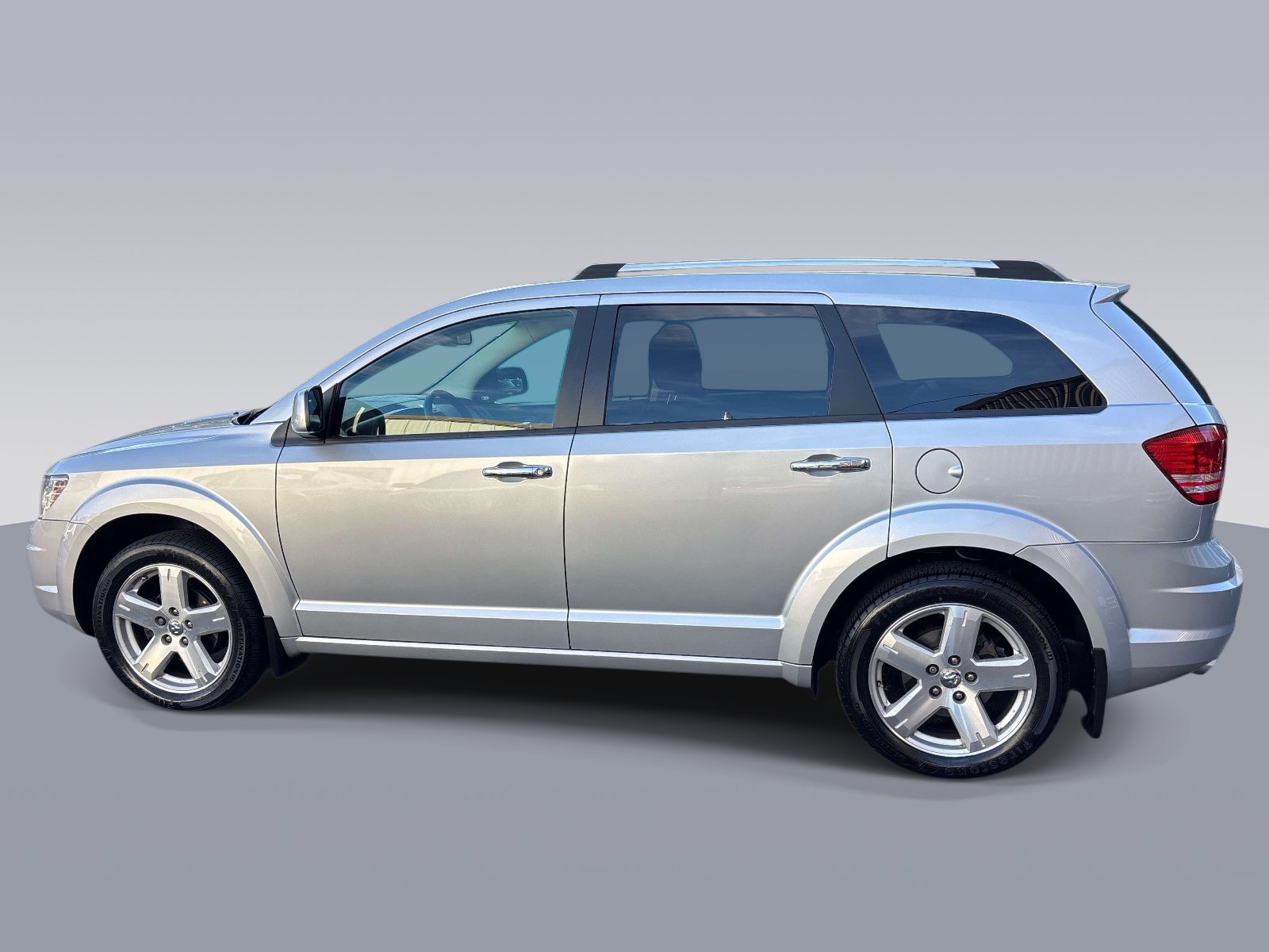 Used 2009 Dodge Journey R/T w/ Rear Seat Video Group FWD image 6