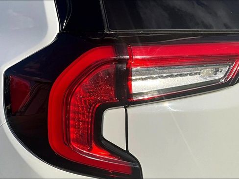 Used 2022 GMC Terrain AT4 w/ Infotainment Package II image 21