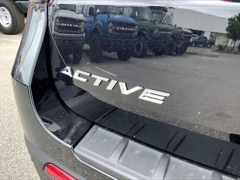 New 2026 Ford Explorer Active RWD image 15