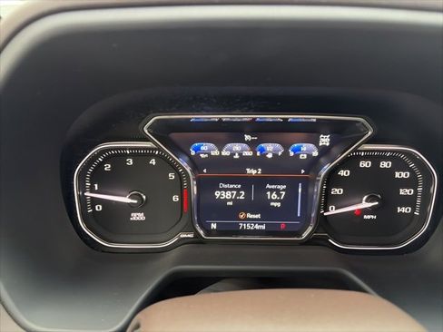 Used 2021 GMC Yukon SLE image 20