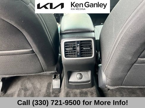 Certified 2022 Kia Sportage LX FWD image 44