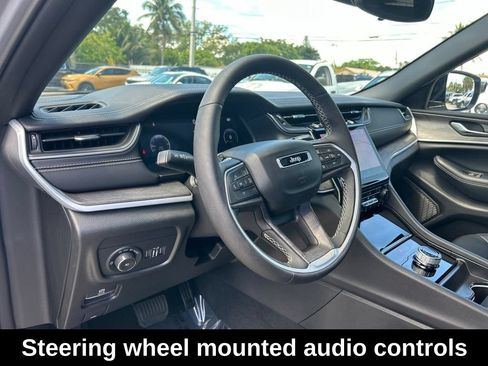 Certified 2024 Jeep Grand Cherokee Limited RWD image 12