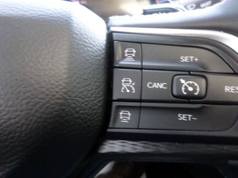 Used 2023 Jeep Grand Cherokee Altitude AWD/4WD image 20