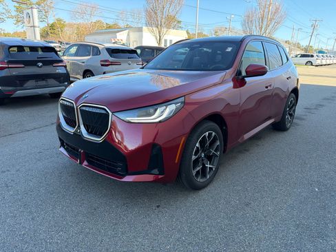 Certified 2026 BMW X3 xDrive30 w/ M Sport Package AWD/4WD image 3