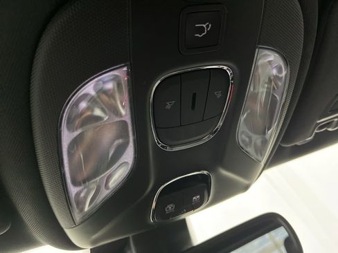 Used 2022 Jeep Compass High Altitude w/ (RED) Package image 16