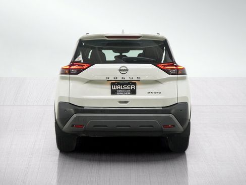 Used 2023 Nissan Rogue SV w/ SV Premium B Package AWD/4WD image 4