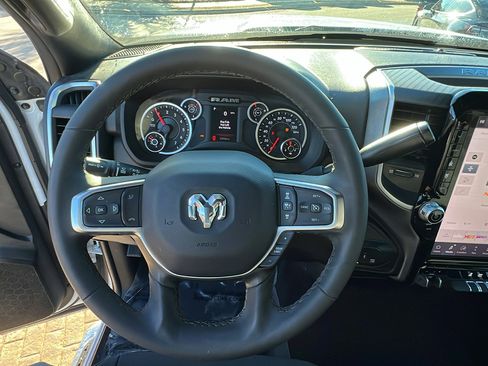 Used 2025 RAM 2500 Big Horn image 26