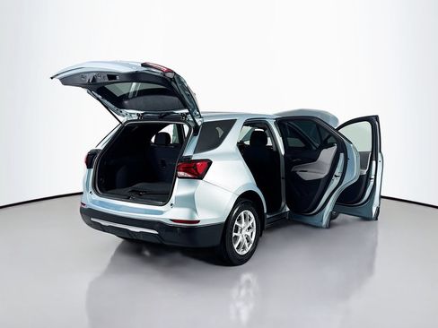Used 2022 Chevrolet Equinox LT FWD image 14
