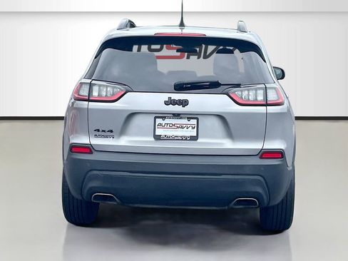 Used 2019 Jeep Cherokee Latitude Plus AWD/4WD image 6