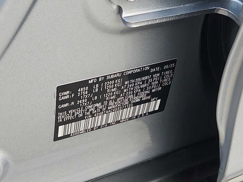 Used 2025 Subaru Outback AWD/4WD image 24