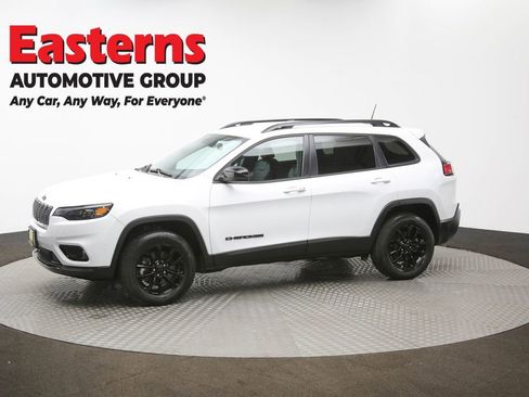 Used 2023 Jeep Cherokee Altitude Lux image 58