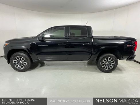 Used 2023 Chevrolet Colorado Z71 w/ Z71 Convenience Package 2 AWD/4WD image 10