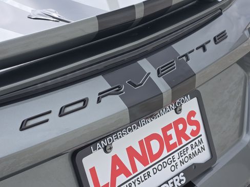 Used 2023 Chevrolet Corvette Stingray Preferred Cpe w/ Z51 Performance Package image 12