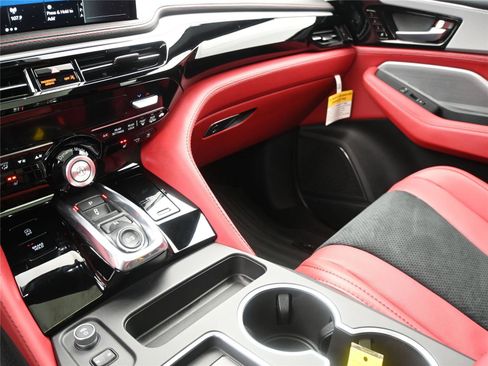 Certified 2026 Acura MDX A-Spec image 4