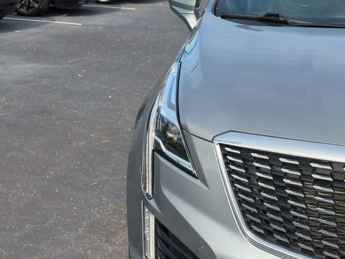 Used 2024 Cadillac XT5 Premium Luxury image 10