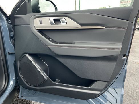 New 2026 Ford Explorer Active image 15