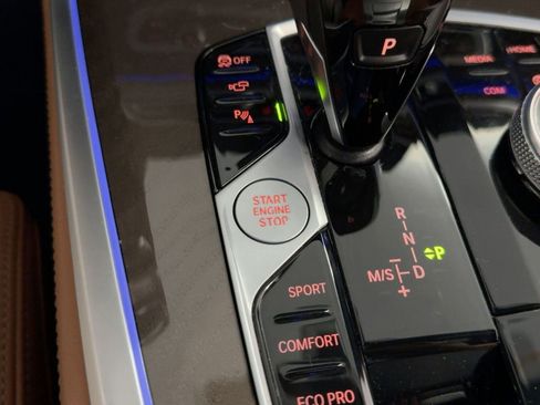 Used 2022 BMW X5 sDrive40i w/ M Sport Package image 26