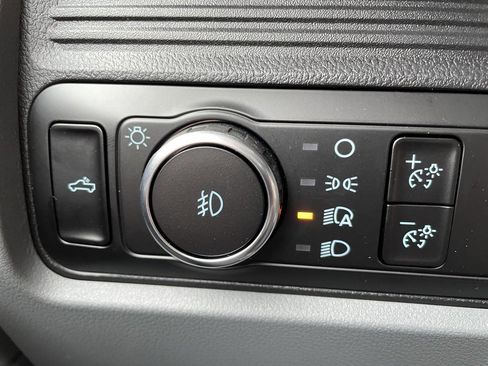 New 2026 Ford F250 XL w/ XL Chrome Package image 15