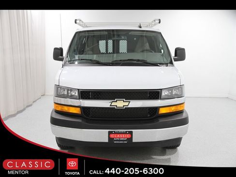 Used 2024 Chevrolet Express 2500 w/ Driver Convenience Package image 2