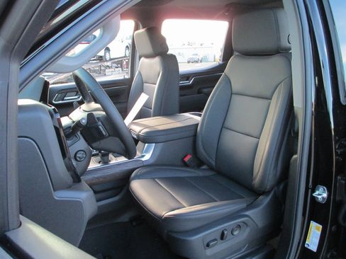 New 2026 GMC Sierra 1500 SLT w/ SLT Premium Plus Package image 12