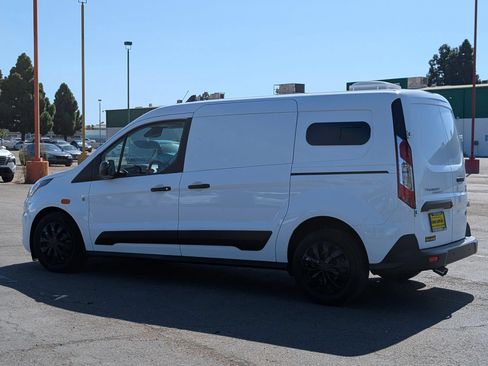 Used 2019 Ford Transit Connect XLT FWD image 5