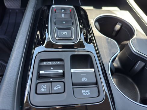 Used 2026 Honda Pilot Touring image 15