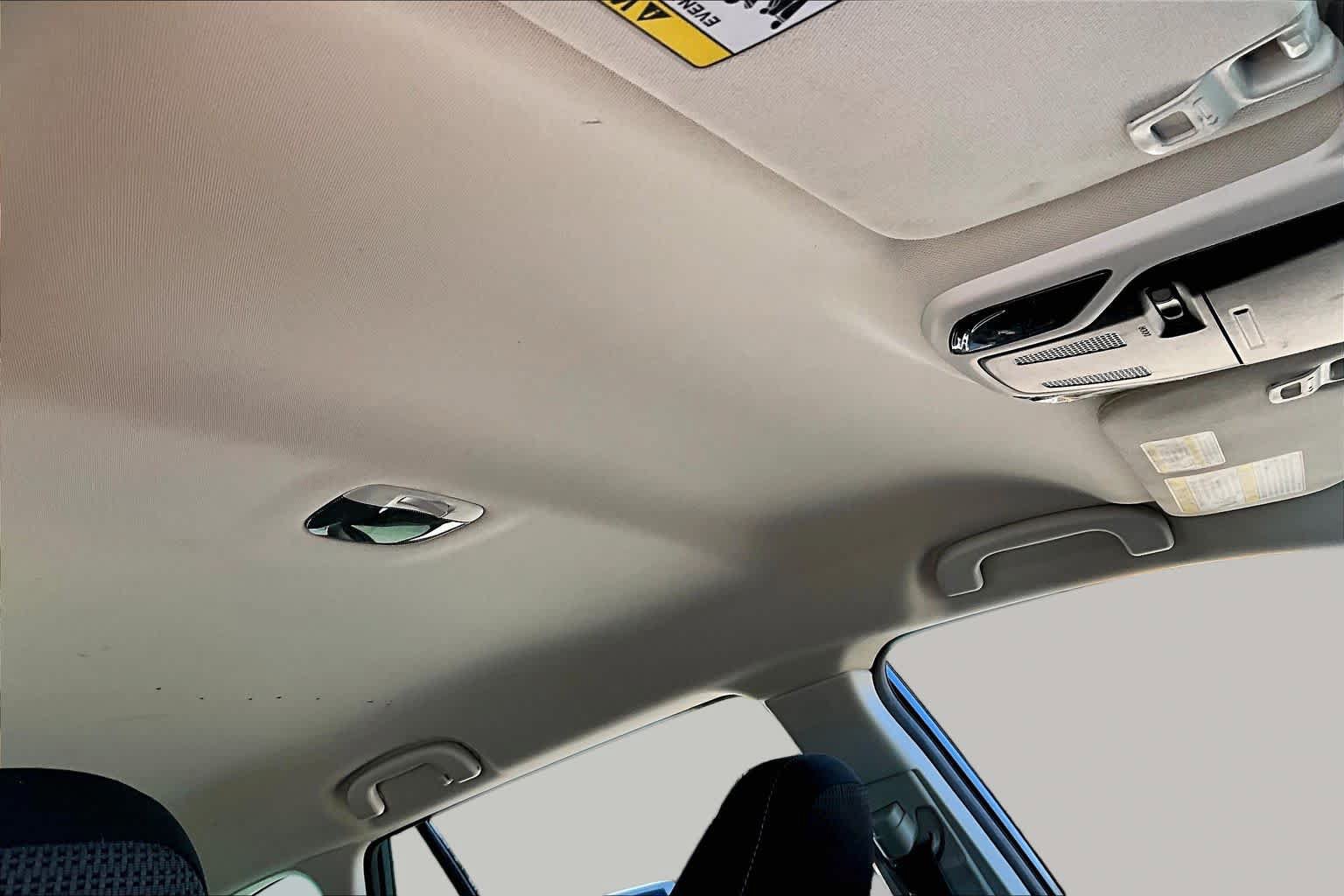Used 2022 Subaru Outback AWD/4WD image 13